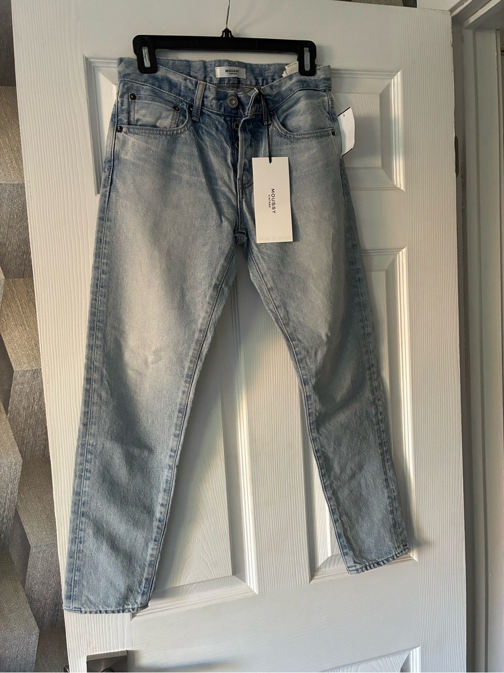 Moussy Light Wash Straight Leg Jeans